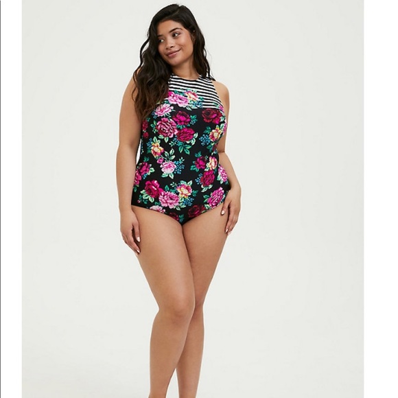 torrid Other - Torrid BLACK FLORAL & STRIPE WIRELESS SWIMSUIT 0 plus nwt trendy 2024 coverage